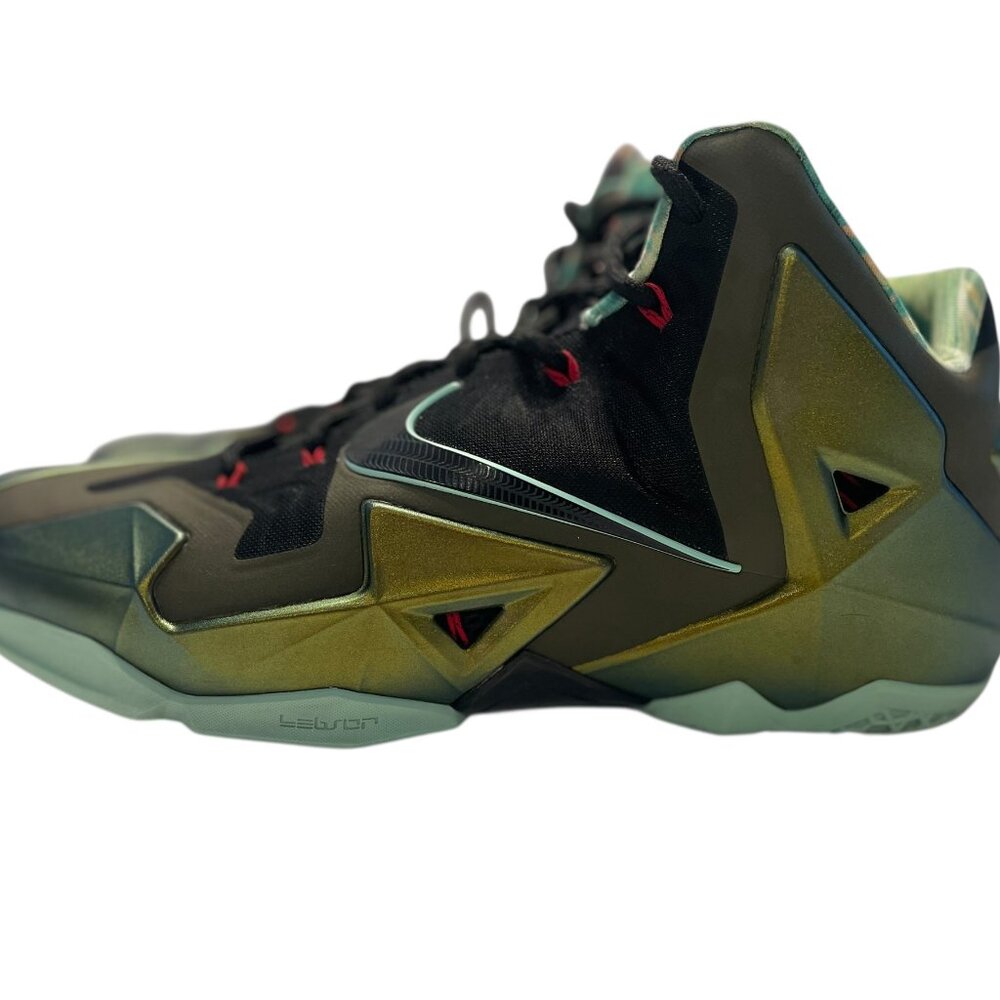 Nike Lebron 11 XI Kings Pride Parachute Gold 616175-700 Men's Size US 12.5